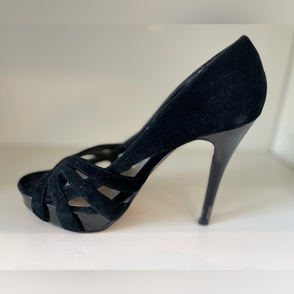 Steve Madden Black Heels, Size 6 1/2 - Picture 3 of 4